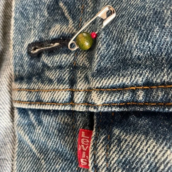 Vintage Levis Jean jacket- Made in USA - Picture 3 of 7